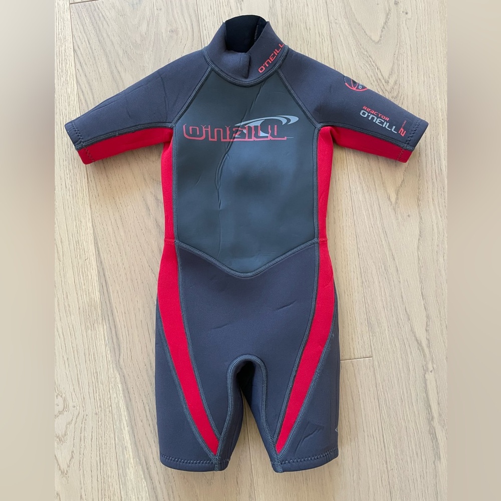O'Neill Kids Shorty Wetsuit in Black and Red